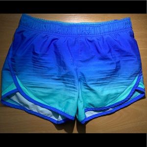 Old Navy Active, short for sports, girl-L(10-12)